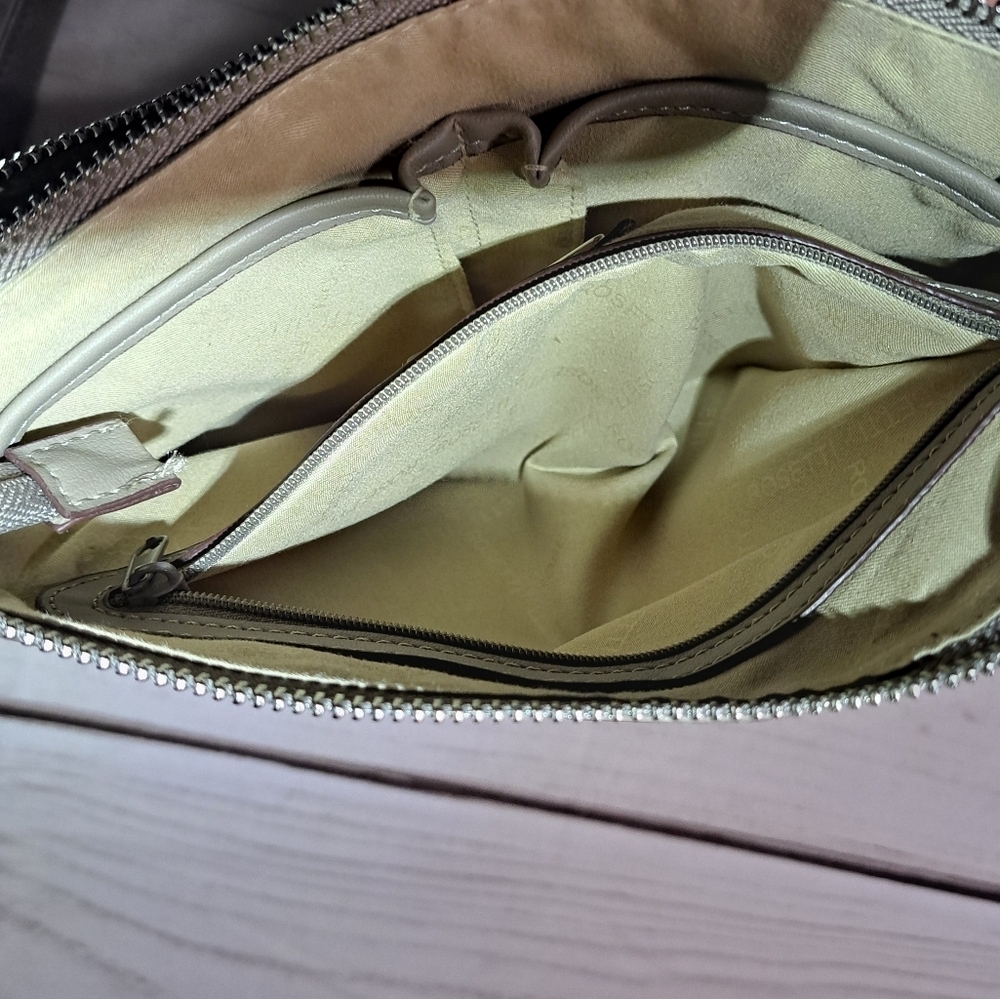 Rosetti Gray Crossbody Purse - Picture 12 of 13